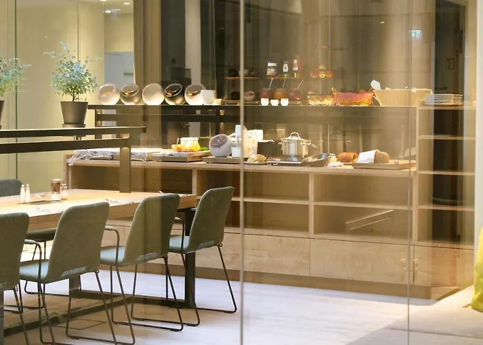 Bee Self-check-in-hotel Hotell