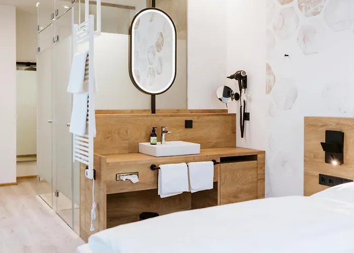 Bee Self-check-in-hotel Hotel Linz